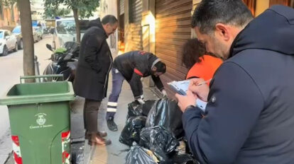 Controlli sacchi neri in via Manzo e via Zara, Salerno Pulita: “Netti miglioramenti”