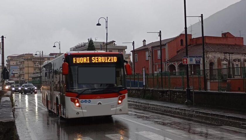 AZIONE SALERNO: STOP AI DISSERVIZI DEL TRASPORTO PUBBLICO LOCALE