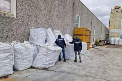 Traffico illecito di rifiuti, 9 misure cautelari: blitz anche in Campania