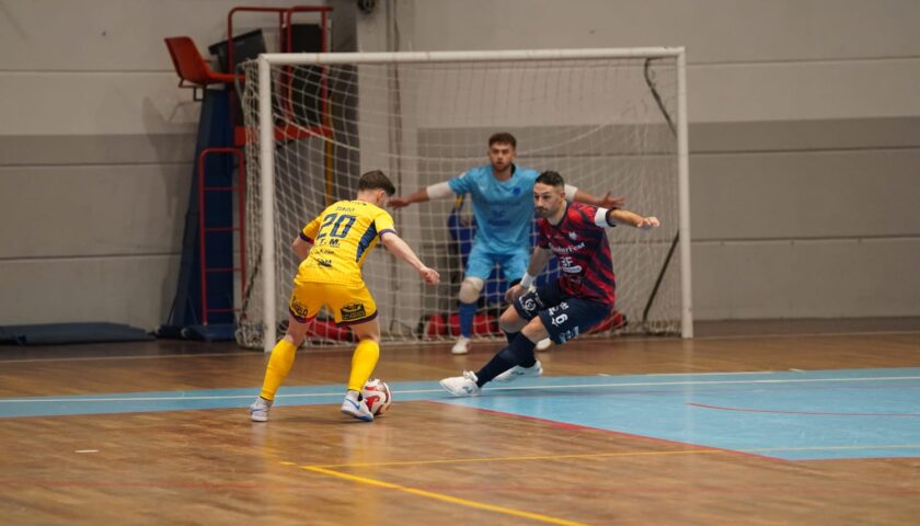 LA FELDI SI FA MALE A COSENZA E CADE DALLA VETTA, ORA TESTA ALLE FINAL EIGHT DI COPPA ITALIA