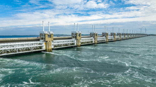 Energia Oceanica: Sfruttare il Potenziale delle Maree e delle Onde
