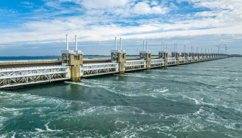 Energia Oceanica: Sfruttare il Potenziale delle Maree e delle Onde