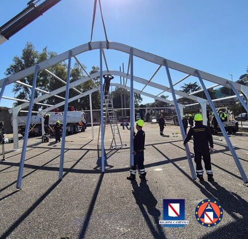BRADISISMO, REGIONE CAMPANIA ALLESTISCE AREA DI ACCOGLIENZA IN VIA TERRACINA