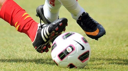 Salerno, arbitro 17enne di calcio giovanile picchiato a Fratte: altri 20 giorni di prognosi