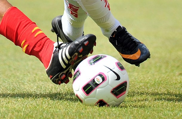 Salerno, arbitro 17enne di calcio giovanile picchiato a Fratte: altri 20 giorni di prognosi