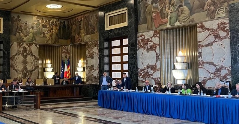 Consiglio comunale Salerno, via libera al bilancio di previsione. L’opposizione contesta