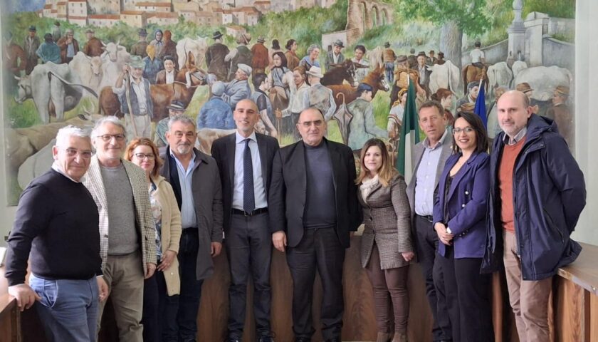 Emergenza Vesuvio, Postiglione e l’Alto Sele aprono all’accoglienza delle famiglie napoletano