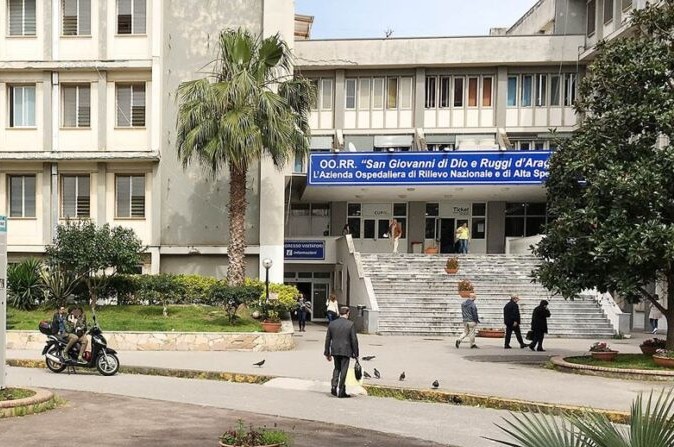 Assunzioni al Ruggi di Salerno, Celano (Fi): il manager ritarda il perfezionamento, va diffidato