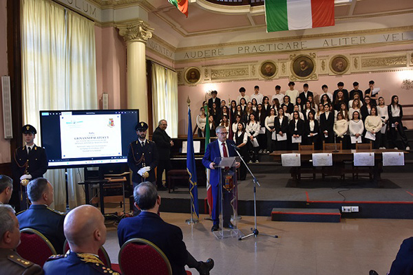 Salerno, al liceo classico “Torquato Tasso” piantumazione ulivo nel segno di Palatucci
