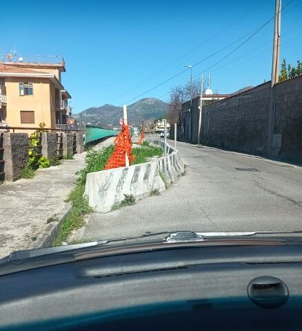 Colella (Prima Cava): “In via Abbro c’è un giardino di sterpaglie”