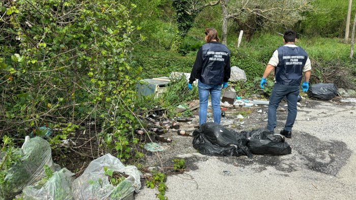 Scoperta discarica a cielo aperto a San Cipriano Picentino