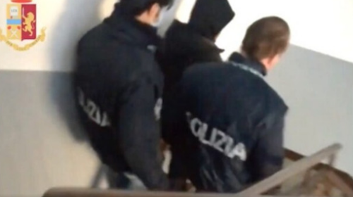 Salerno, tenta colpo nel bar in via Trento: arrestato 30enne
