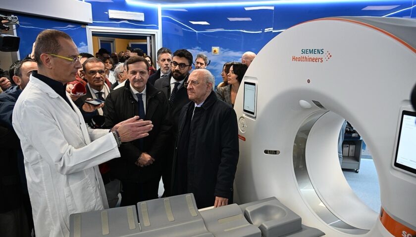 Battipaglia, nuova Tac con intelligenza artificiale: inaugurazione con De Luca