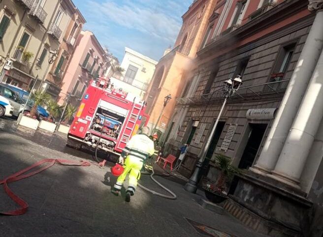 Incendio negli uffici dei servizi sociali di Sarno, chiesto il, processo per un 35enne: Comune parte civile