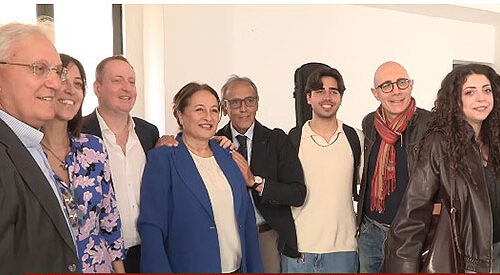 Salerno, al “Martucci” inaugurato uno spazio per lo scambio libero di libri aperto a tutti