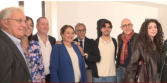 Salerno, al “Martucci” inaugurato uno spazio per lo scambio libero di libri aperto a tutti