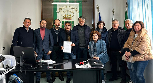 Comunità Montana Alburni, giornata storica: stabilizzati 55 operai
