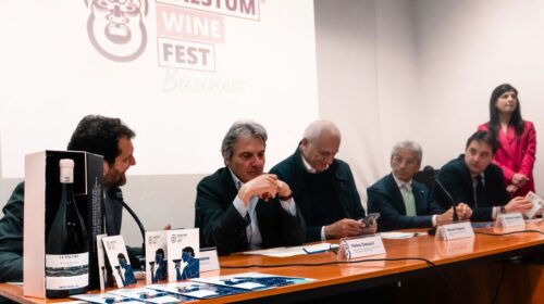 VERSO IL TAGLIO DEL NASTRO DELLA XIV EDIZIONE PAESTUM WINE FEST BUSINESS