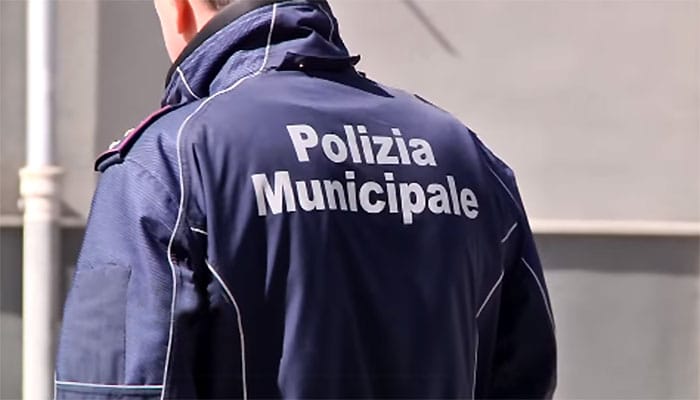 Solidarietà del sindacato dei carabinieri per la vigilessa investita a Pagani