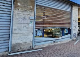 Salerno, supermercato nel mirino dei ladri all’alba in via Posidonia