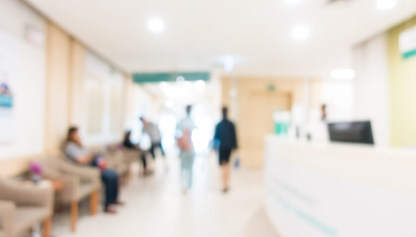 FATALE LA RIABILITAZIONE IN UN OSPEDALE DELLA PROVINCIA: MUORE PER UNA CADUTA