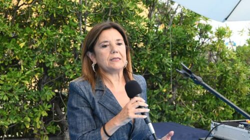 “Salerno Solidale non va in ferie”, il bilancio estivo di Mena Arcieri