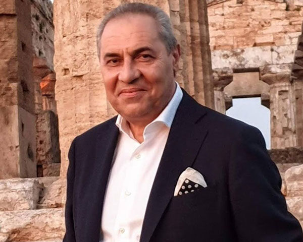 Lutto nel mondo della cultura a Salerno, muore Elio Macinante