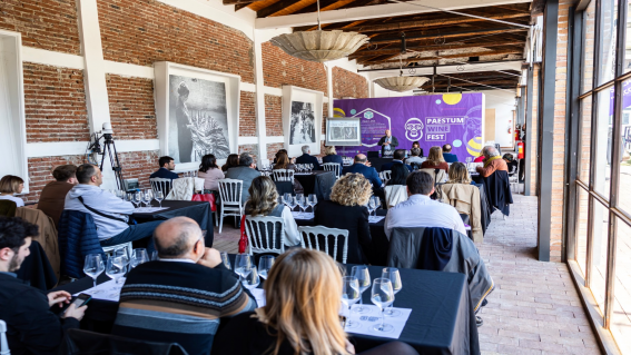 AD AVELLINO BUONA LA PRIMA PAESTUM WINE FEST BUSINESS