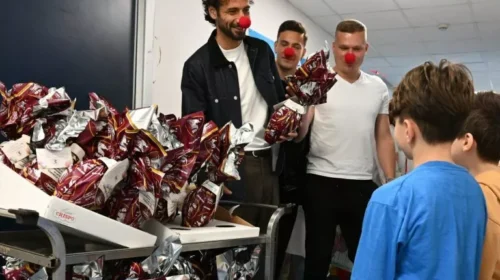 Salernitana, uova di Pasqua al Ruggi: l’iniziativa con Ferrari, Jaroszynski e Raimondo