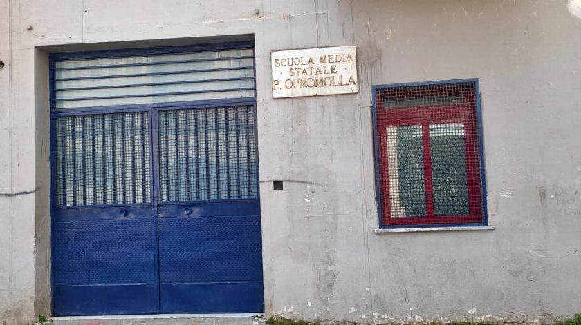 Angri, venduto ai privati lo storico edificio della scuola “Opromolla”
