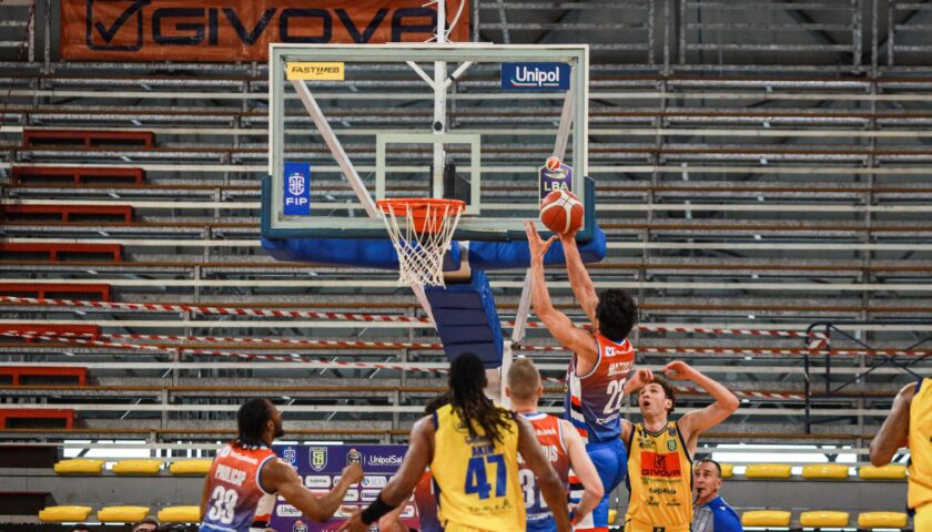 Passa Treviso, finale amaro per la Givova Scafati