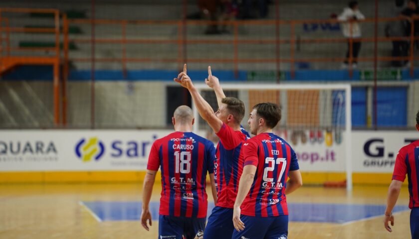 FELDI CONCRETA E AUDACE, TRE PUNTI D’ORO E QUATTRO GOL AL PETRARCA PADOVA