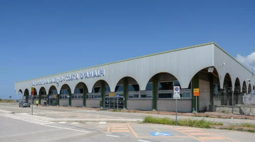 Aeroporto Salerno, in 3 mesi transitati 65mila passeggeri