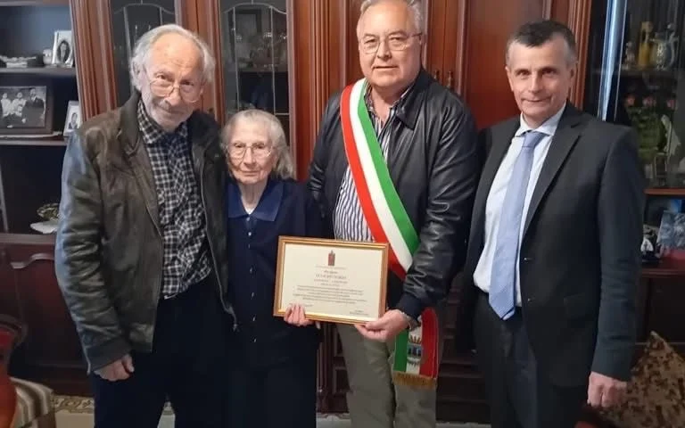 Altavilla Silentina festeggia la signora Maria Tesauro, nuova centenaria