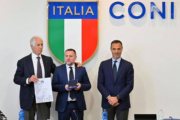 Salerno, Stella d’Oro al Merito Sportivo per l’avvocato Ciro Bisogno