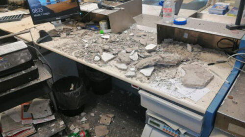 Salerno, distacco di intonaci: chiuso fino a lunedì ufficio postale di Fratte
