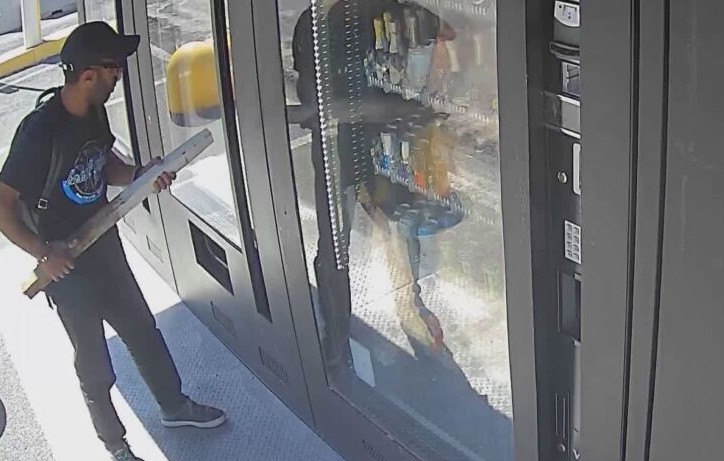 Salerno, ancora un furto con scasso al parcheggio San Leonardo