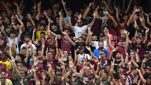 Salernitana, domani gli ultras scendono in piazza: “Il calcio sta morendo”