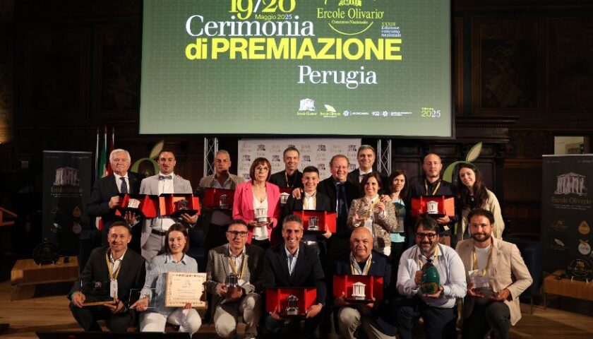 Due oli della Campania brillano al Concorso Nazionale Ercole Olivario
