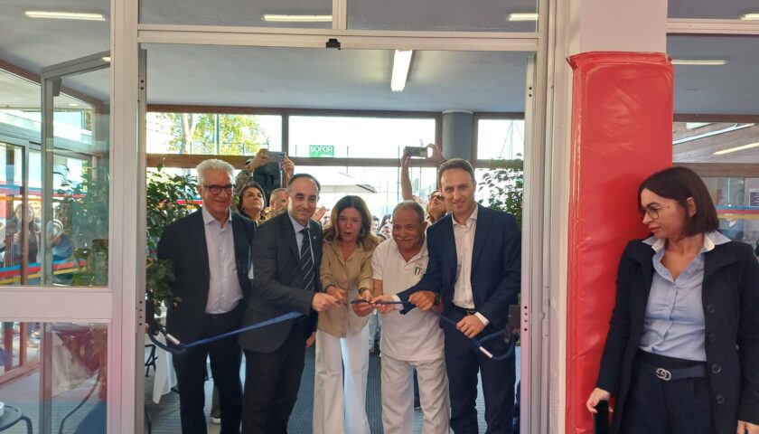 Salerno, taglio del nastro ieri della palestra all’Arbostella dopo i nuovi tatami