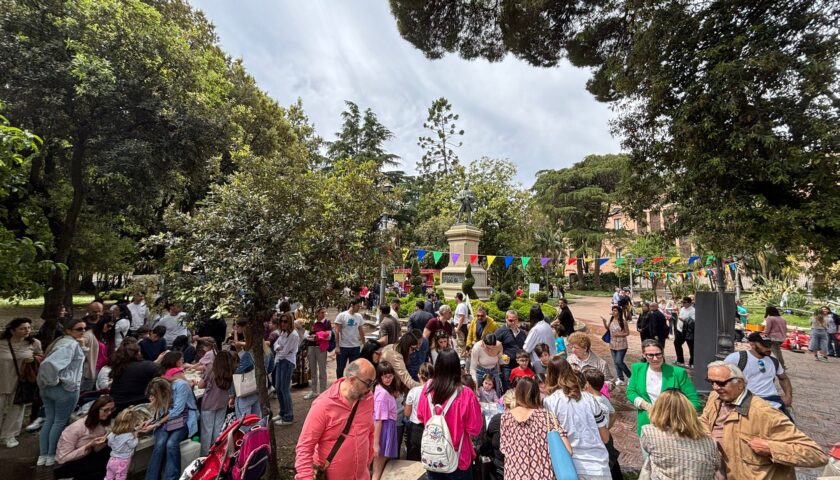 Salerno, successo per il taglio del nastro per “ViIla in Festa”