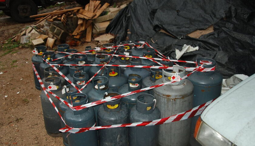Scafati: sequestro di due centri per la fornitura di bombole Gpl