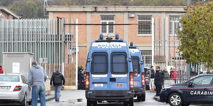 Salerno,  nuova maxi rissa nel carcere di Fuorni