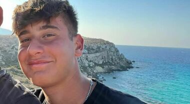 Incidente nella notte: la vittima è il 16enne Domenico Magliano di San Giovanni a Piro