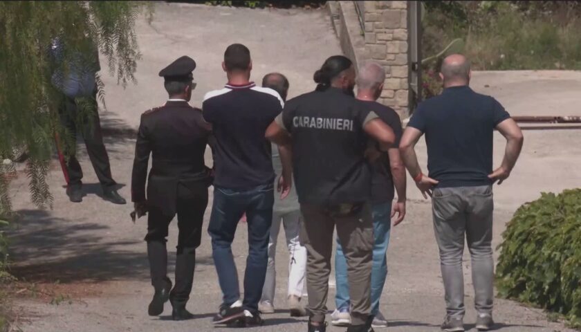Ladro ucciso nella villetta a Centola: 3 gli indagati
