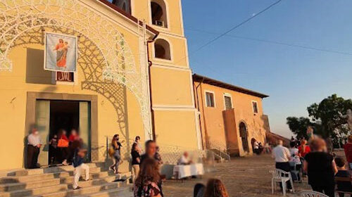 Salerno, Via Crucis per la chiesa di San Bartolomeo a Giovi