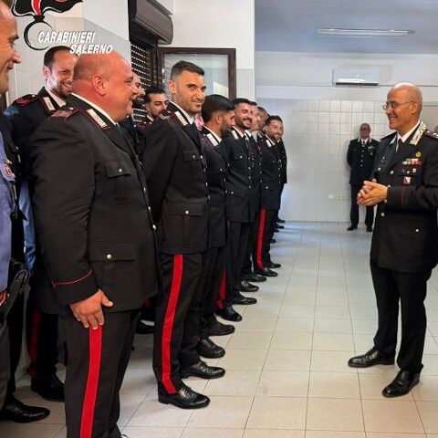 Il comandante della Legione carabinieri Campania La Gala in visita alle compagnia di Sapri e sala Consilina