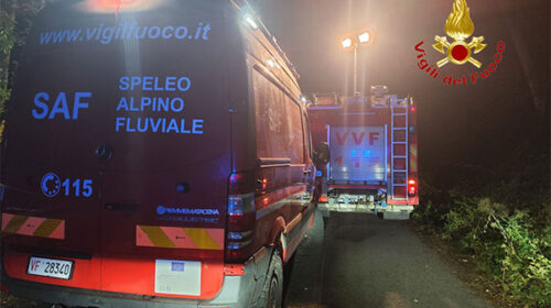 Calvanico, donna si allontana di casa e cade nel dirupo: salvata dai vigili del fuoco
