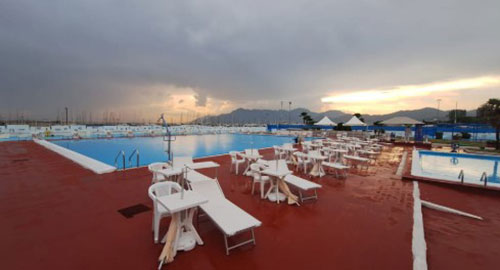 Aggregazione e inclusione, Salerno Solidale apre al pubblico da oggi le Piscine Vigor