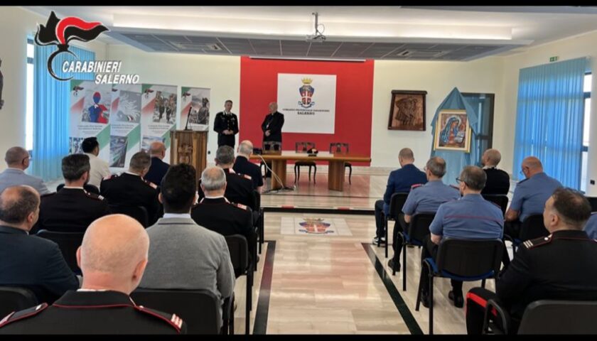 Salerno, l’arcivescovo Bellandi in visita al comando provinciale: “Grazie carabinieri, siete custodi della società e difensori dei deboli”